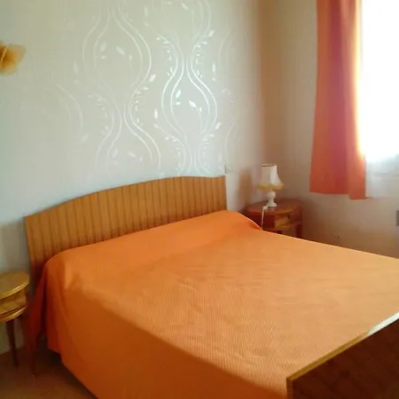 D'hotes Mazurier